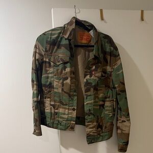 Levi's vintage Camouflage women's Jacket